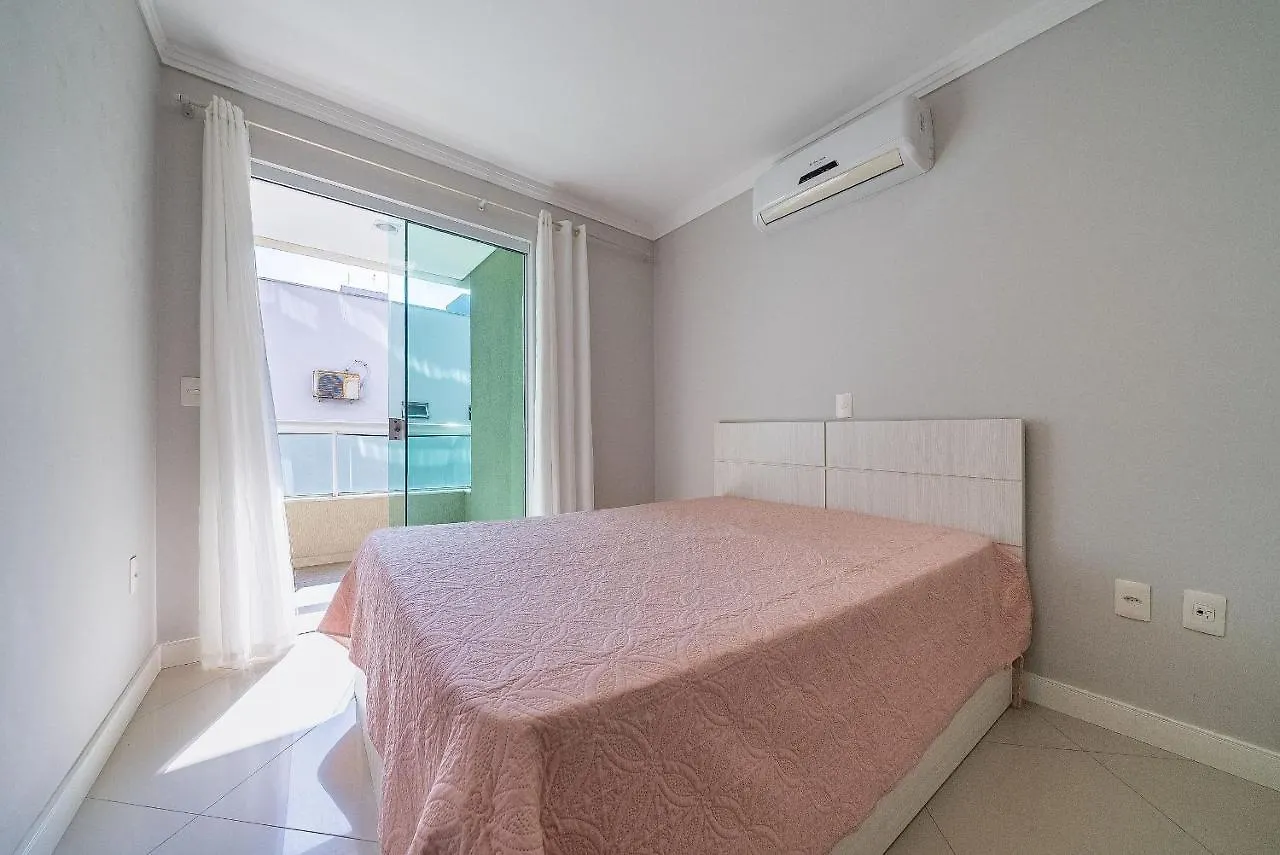 Apartment 116 - Excelente Apto A 50M Da Praia, Com 02 Dormitorios Bombinhas Brazil