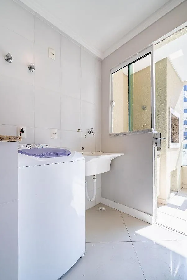 Apartment 116 - Excelente Apto A 50M Da Praia, Com 02 Dormitorios Bombinhas